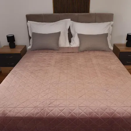 Navigo * Ploce (Dubrovnik-Neretva)