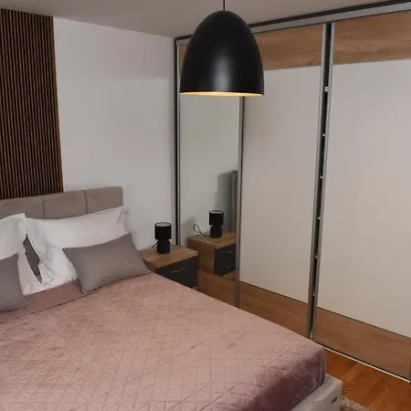 Navigo Apartment